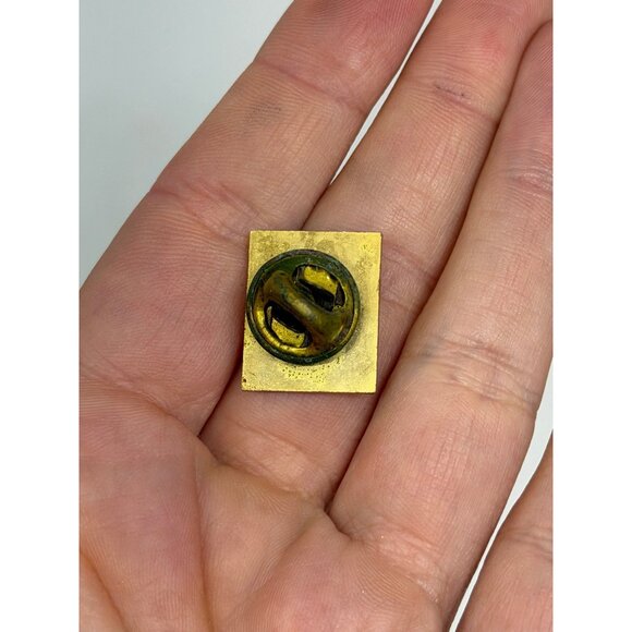 VTG Biker Motorcycle Pin Brooch Gold Tone Chopper Rider Lapel Badge Collectible - Picture 3 of 5